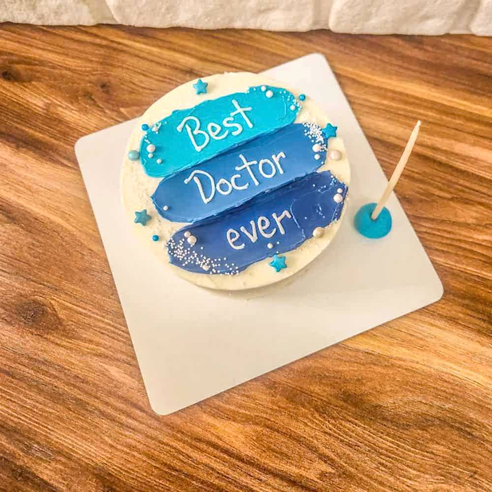 Best Doctor Ever yazılı pasta